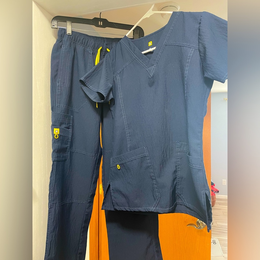 WonderWink Navy Scrub Top & Pants with Yellow Accents